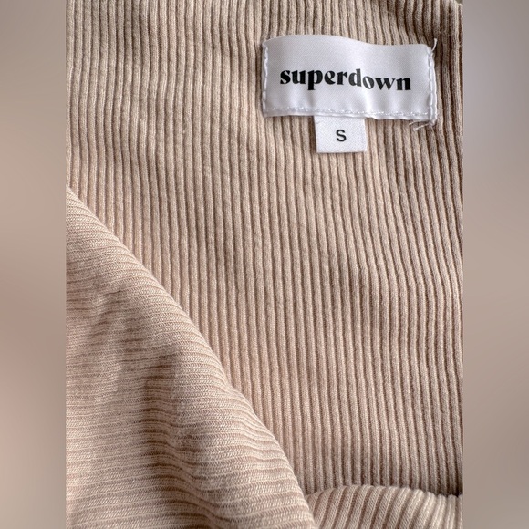 Superdown Karol Ribbed One-Shoulder Crop Top Size Small - Picture 7 of 8